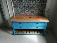 Столешница с раковиной из дуба