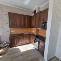 изготовим кухню из массива сосны под заказ Кухня. Посёлок Сигма. Советский район. Корпус, сосновый щит. Фасад, массив сосны.